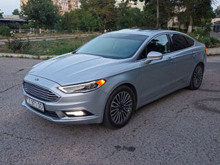 Ford Fusion foto 6