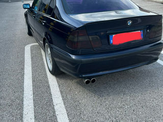 BMW 3 Series foto 2