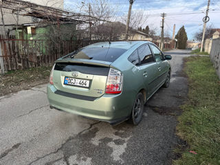 Toyota Prius foto 3