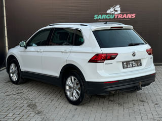 Volkswagen Tiguan foto 6