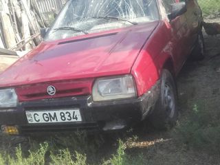 Skoda Favorit foto 2