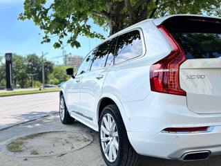 Volvo XC90 фото 9