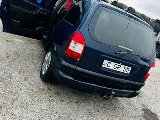 Opel Zafira foto 3