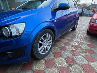 Chevrolet Aveo foto 6