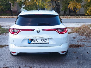 Renault Megane foto 2