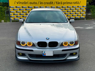 BMW 5 Series foto 2