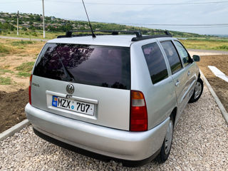 Volkswagen Polo foto 9