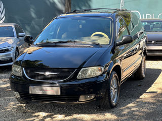 Chrysler Grand Voyager foto 2