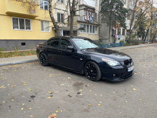 BMW 5 Series foto 8