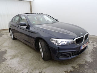 BMW 5 Series foto 3