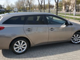 Toyota Auris foto 8