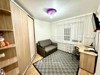 Apartament cu 3 camere, 74 m², Buiucani, Chișinău foto 7