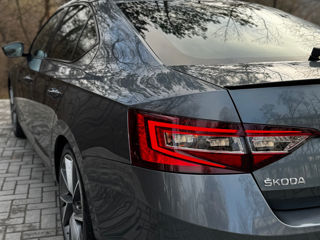 Skoda Superb foto 6