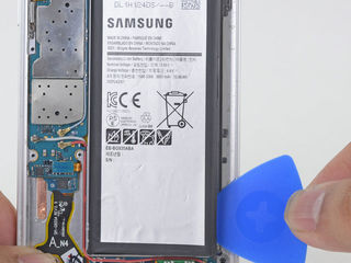Samsung Galaxy S 7  edge (G935) Bateria nu se încarcă? Îl vom înlocui fără probleme! foto 1
