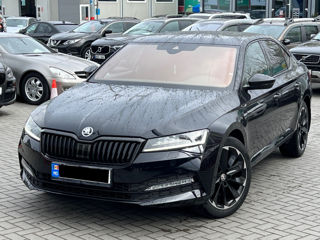 Skoda Superb foto 1