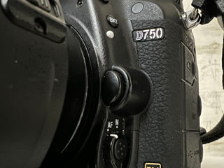 Nikon D750 cu două obiective foto 2