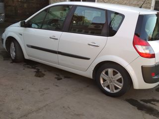 Renault Scenic foto 2