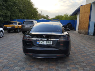 Tesla Model S foto 7