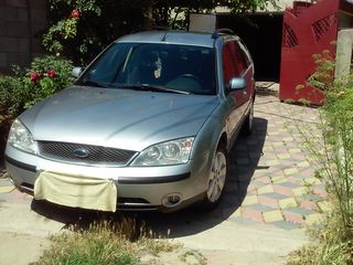 Ford Mondeo foto 4