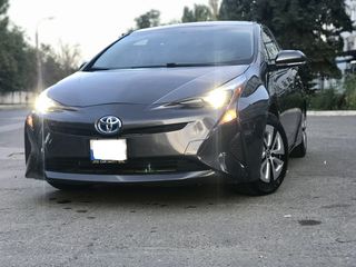 Toyota Prius foto 1