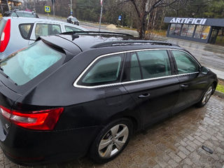 Skoda Superb foto 3