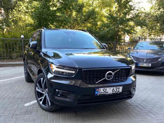 Volvo XC40 foto 1