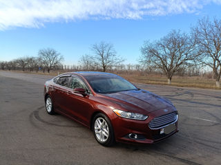 Ford Fusion foto 4