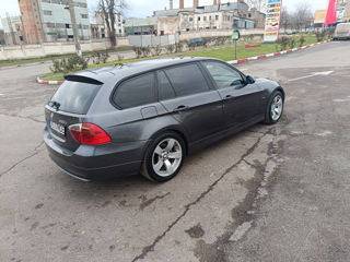 BMW 3 Series foto 5