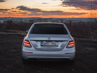 Mercedes E-Class foto 8