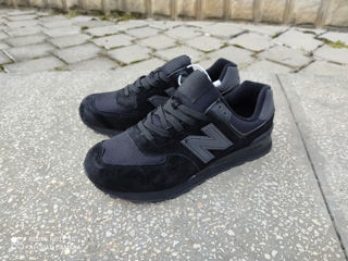 New balance 574   sunt pe loc mărimi) 40 41 42 43 44 45