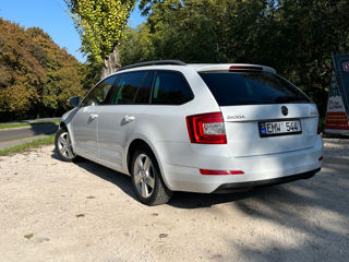 Skoda Octavia foto 3