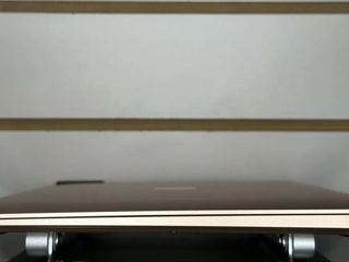 MacBook Air 13 inch i5 8GB RAM 256GB SSD Gold (золотой цвет) foto 7