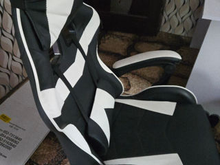 Scaun gaming foto 0