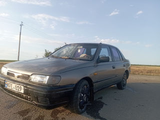 Nissan Sunny foto 7