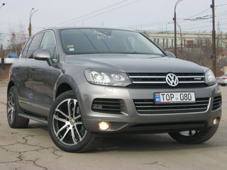 Volkswagen Touareg foto 1