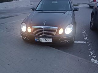 Mercedes E-Class foto 3