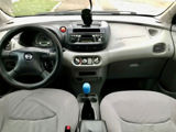 Nissan Almera Tino foto 8