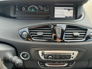 Renault Scenic foto 11