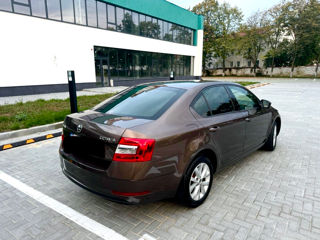 Skoda Octavia foto 8