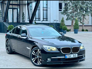 BMW 7 Series foto 7