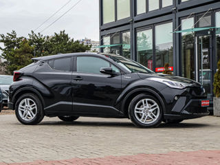 Toyota C-HR foto 4