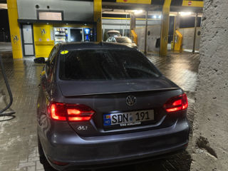 Volkswagen Jetta foto 5