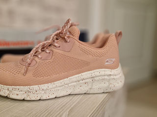 Продам новые кроссовки Skechers memory foam, размер 37.5. (24.5 см) Ботаника, самовывоз