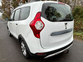 Dacia Lodgy foto 2