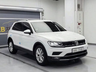 Volkswagen Tiguan foto 4