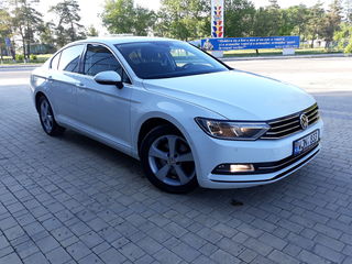 Volkswagen Passat foto 3