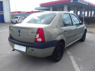 Dacia Logan foto 9