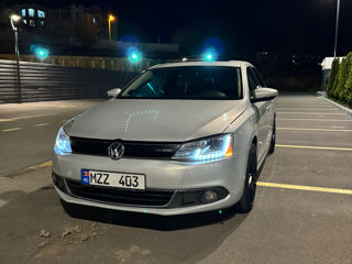 Volkswagen Jetta foto 1