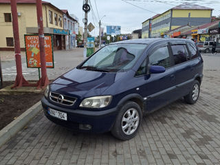 Opel Zafira foto 4