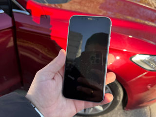 iPhone 11 64gb foto 8